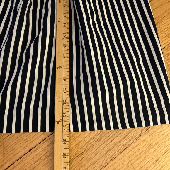 J. Crew Navy And Cream Striped Pleated Midi Skirt  Sz 18 - Picture 7 of 7